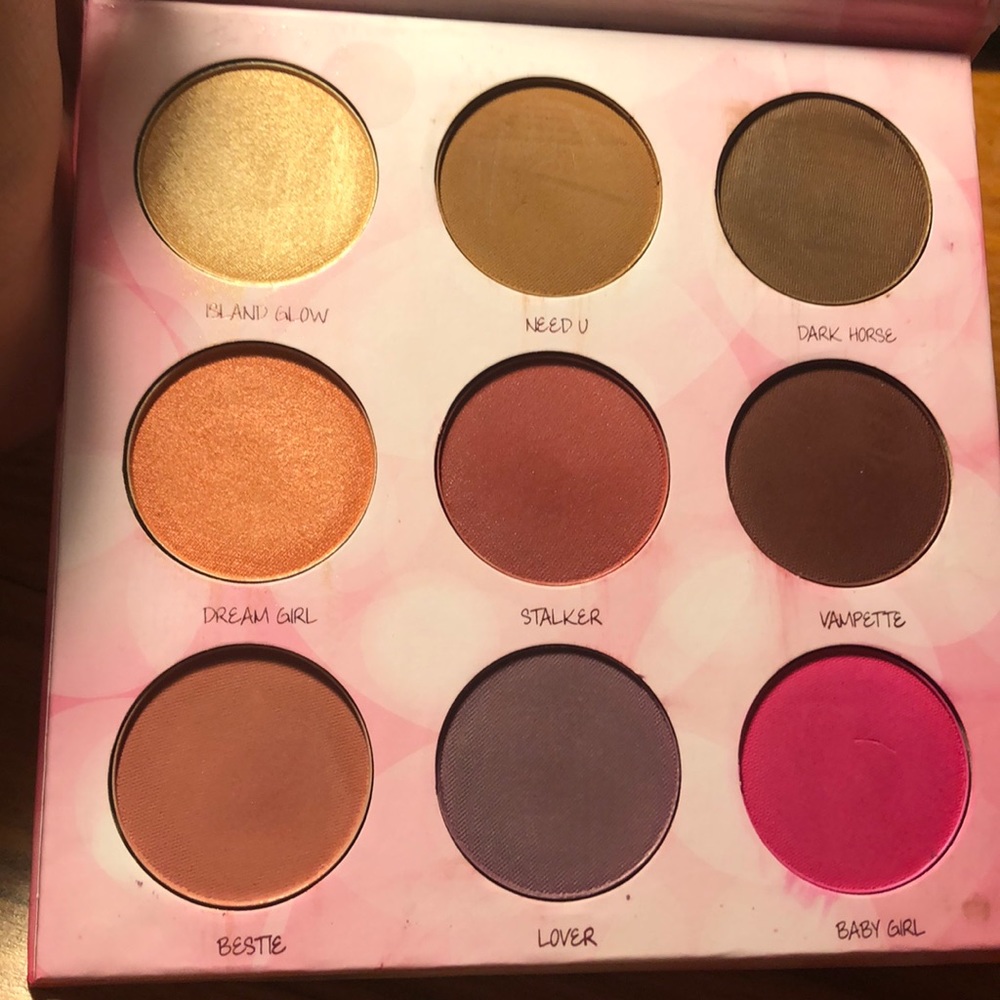 Shaaanxo The Remix Eyeshadow Palette